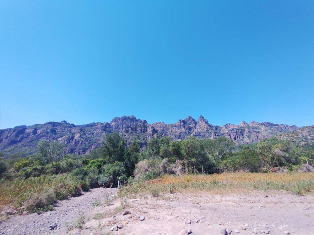 Blue Sky above the mountains