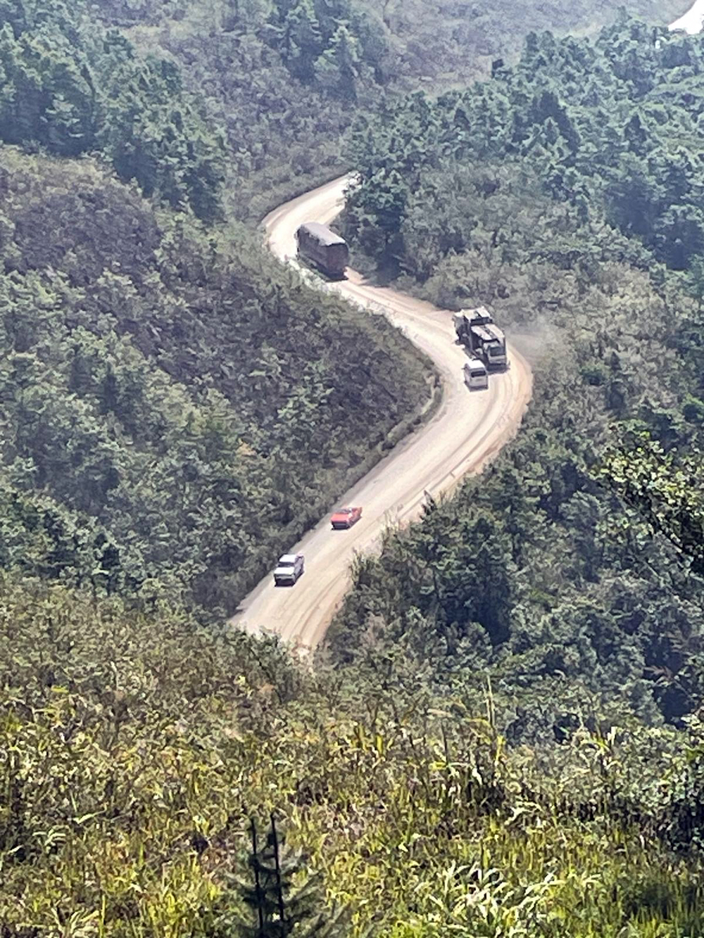 curvey road