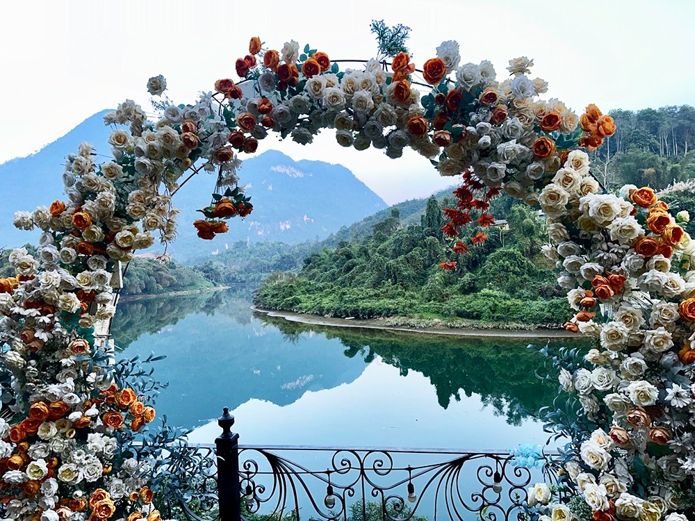 flower arch
