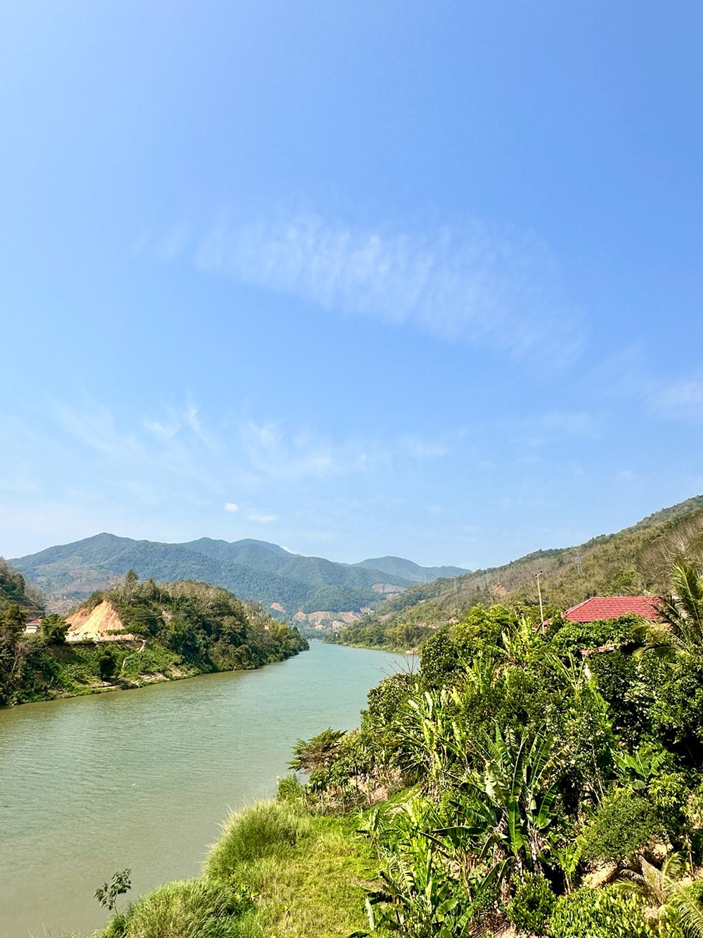 river scenery
