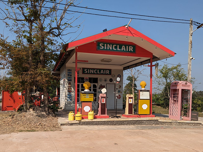 Sinclair gas