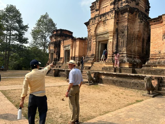 Tour Guide