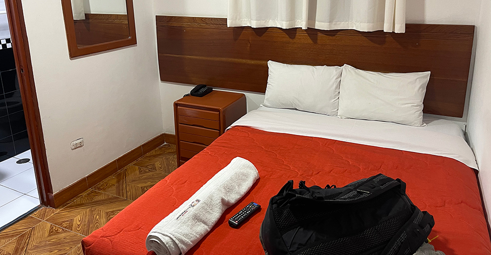 Ayachuco Bedroom