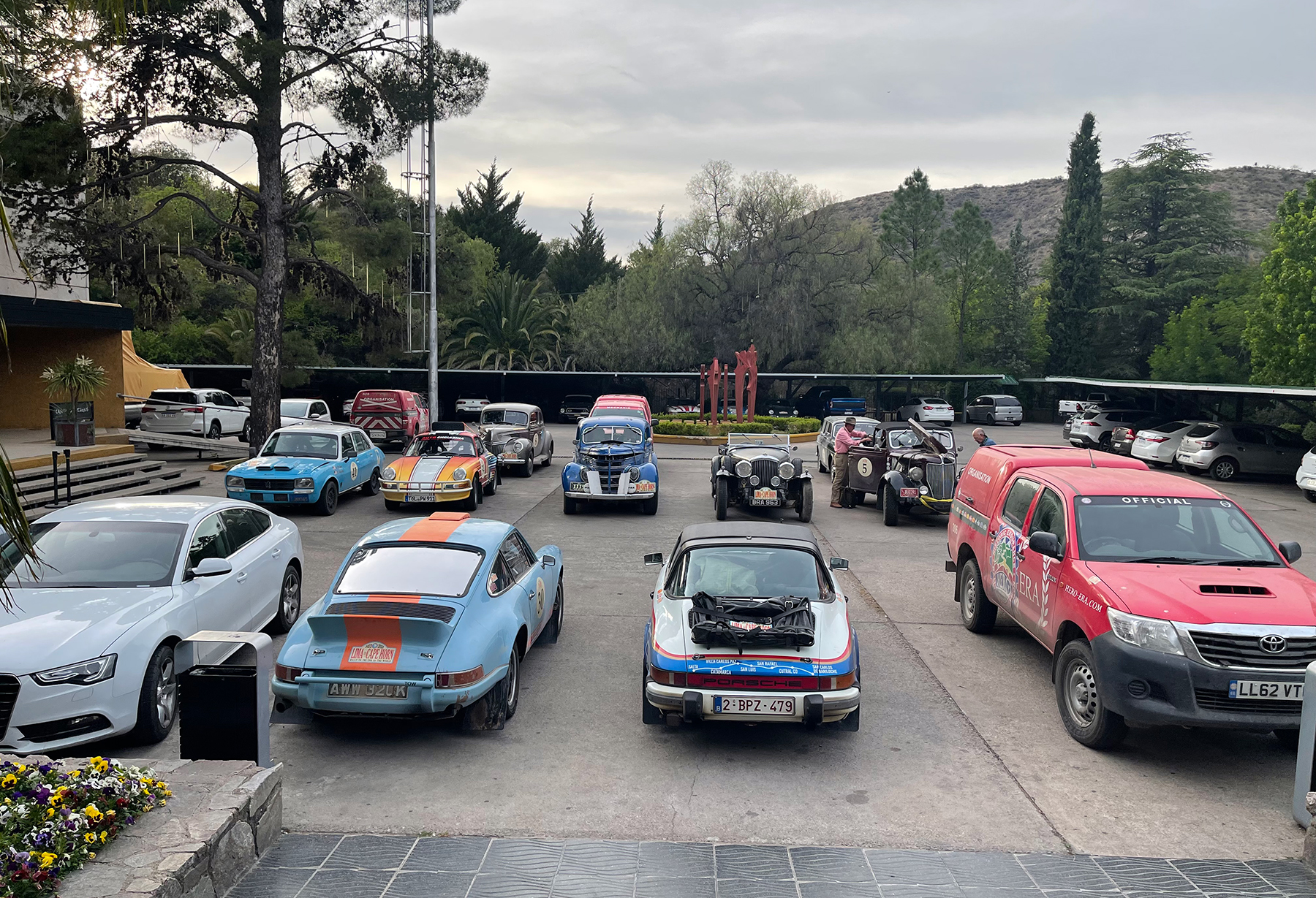 Hotel Parking