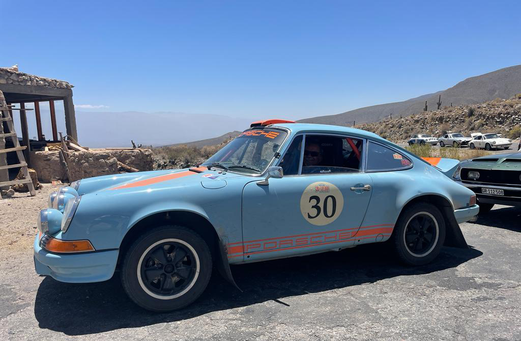 Porsche Centerfold