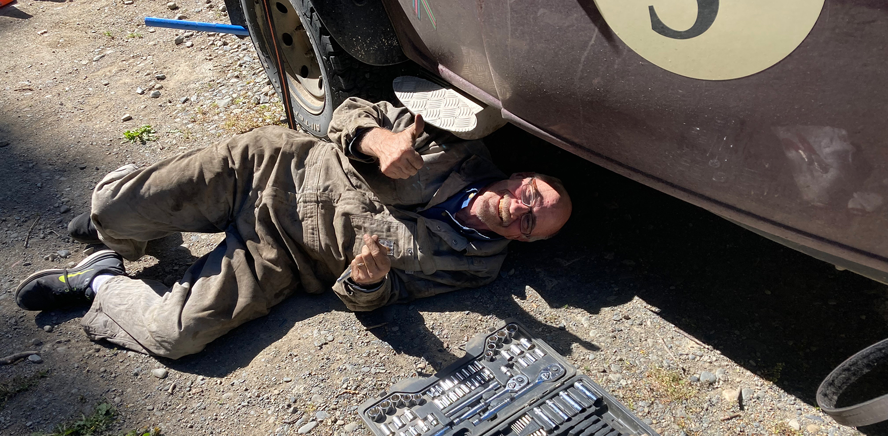 Tim tightening bolts