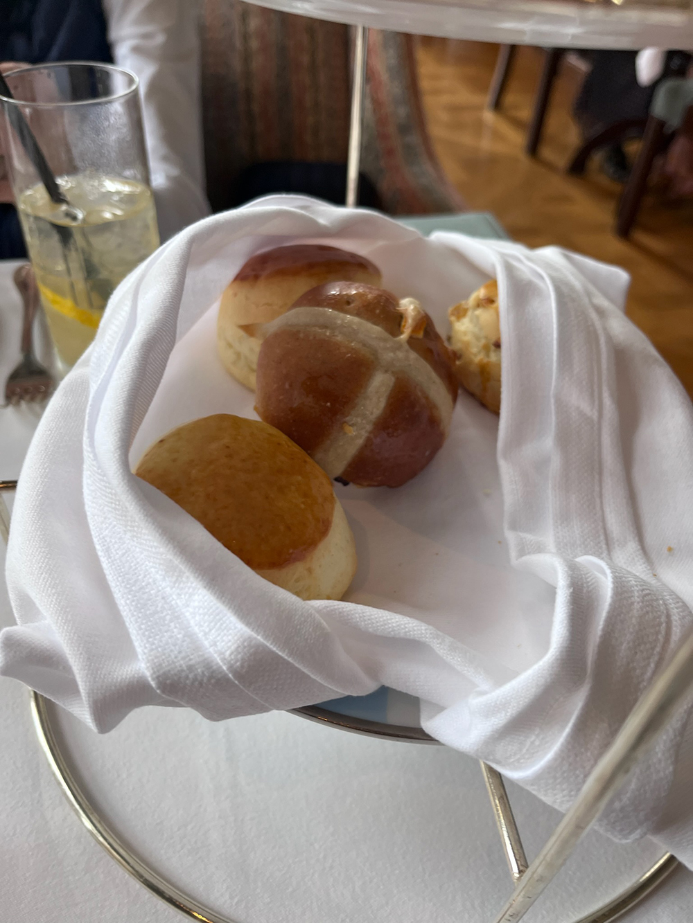 hot buns