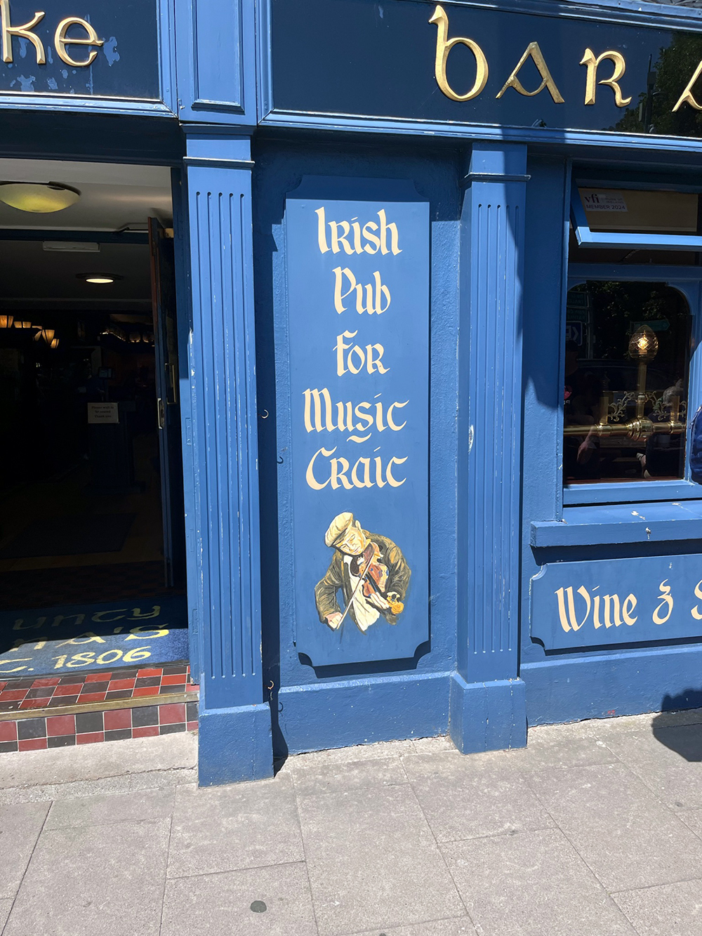 Irish Pub